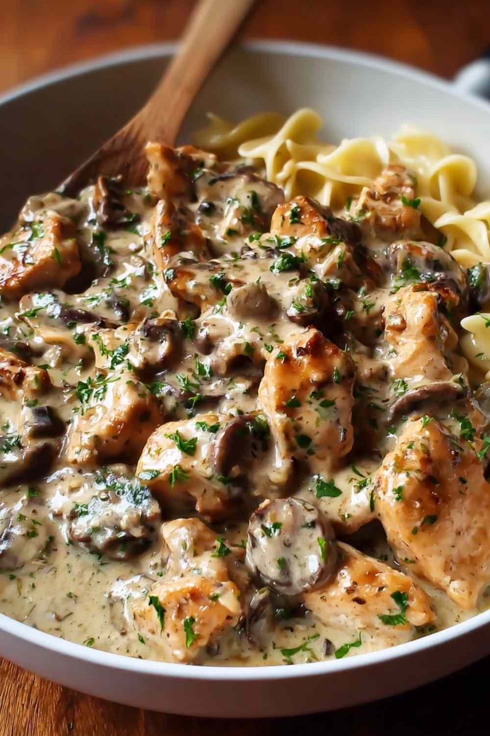 Rich Chicken Stroganoff