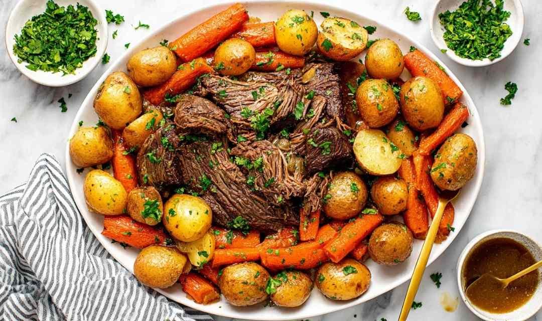 Crock Pot Pot Roast (with Gravy!)