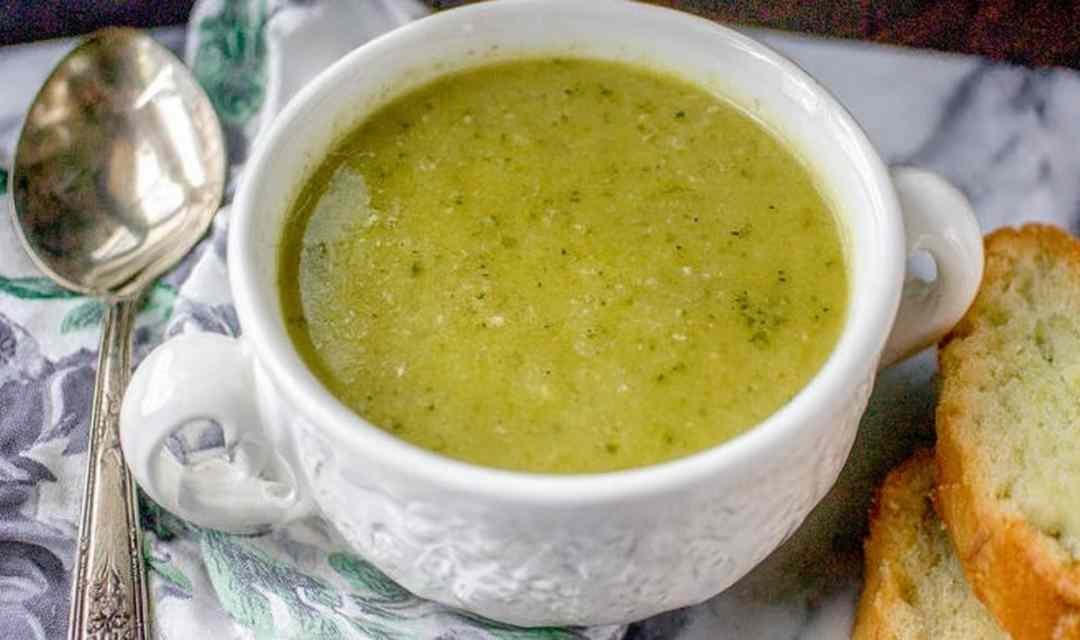 Creamy Frozen Pea Soup