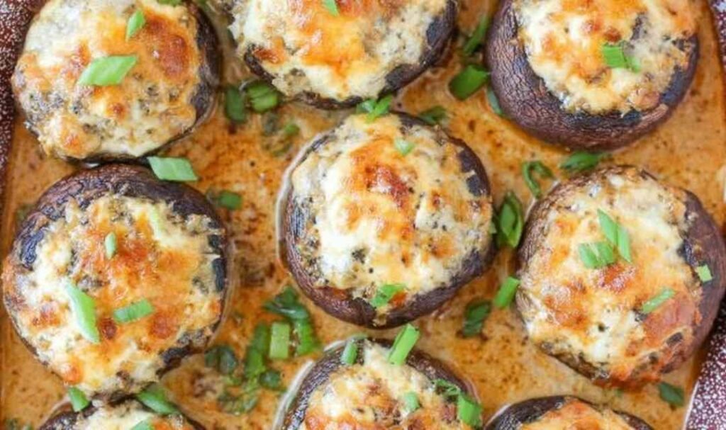 bacon-blue-cheese-stuffed-mushrooms-baking-dish
