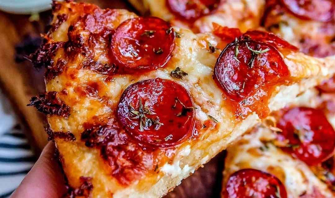 Best Homemade Pizza Recipe (Crispy Crust Every Time)