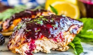 Blackberry Balsamic Glazed Chicken (2)