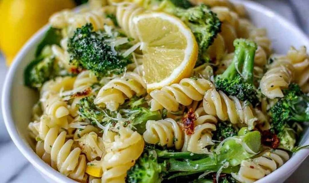 broccoli-lemon-pasta-skillet-with-parmesan