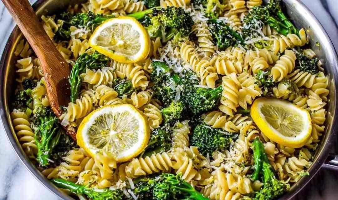 Broccoli Lemon Pasta Skillet