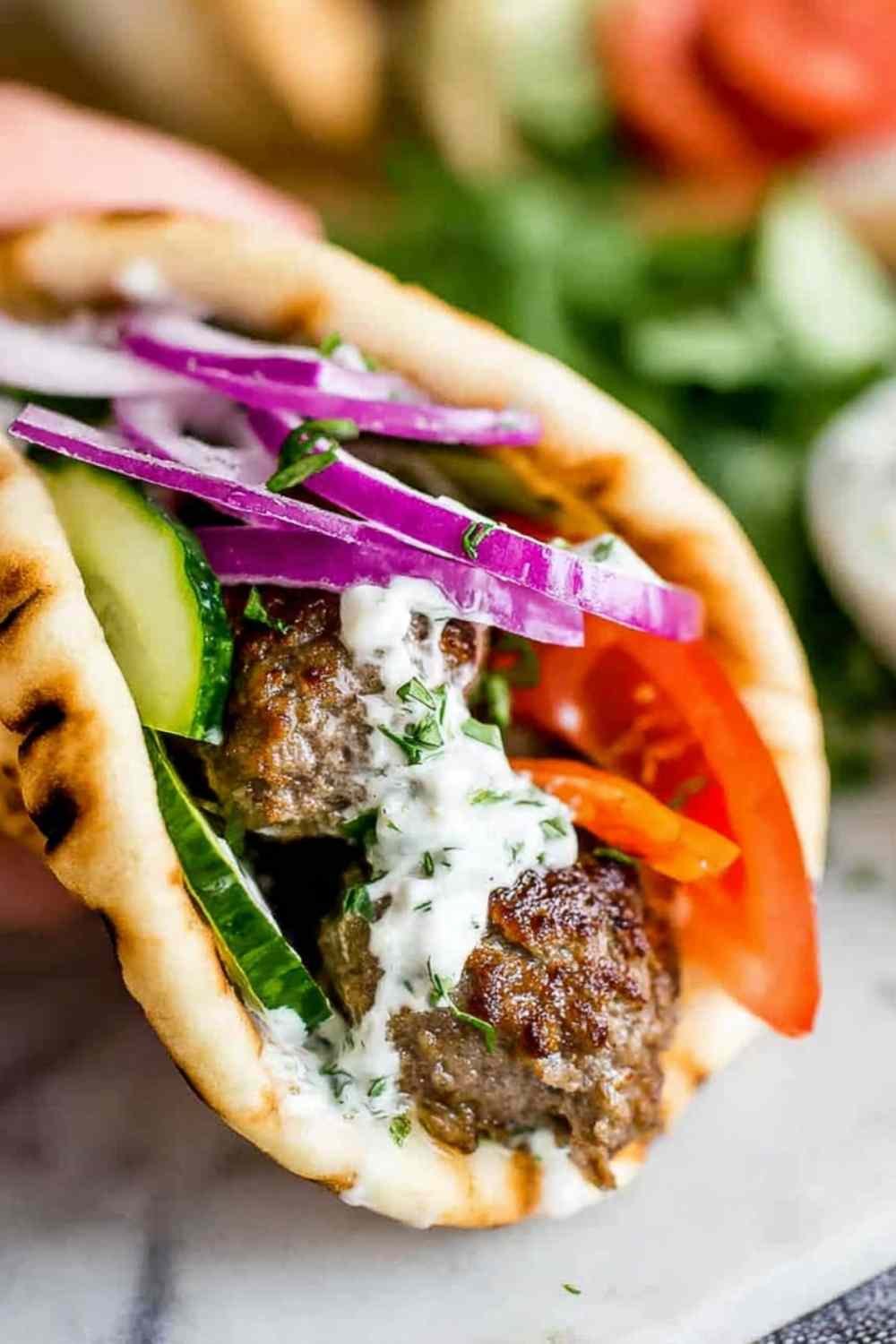 cheeseburger-soup-bowl-bacon-pickles-toppings