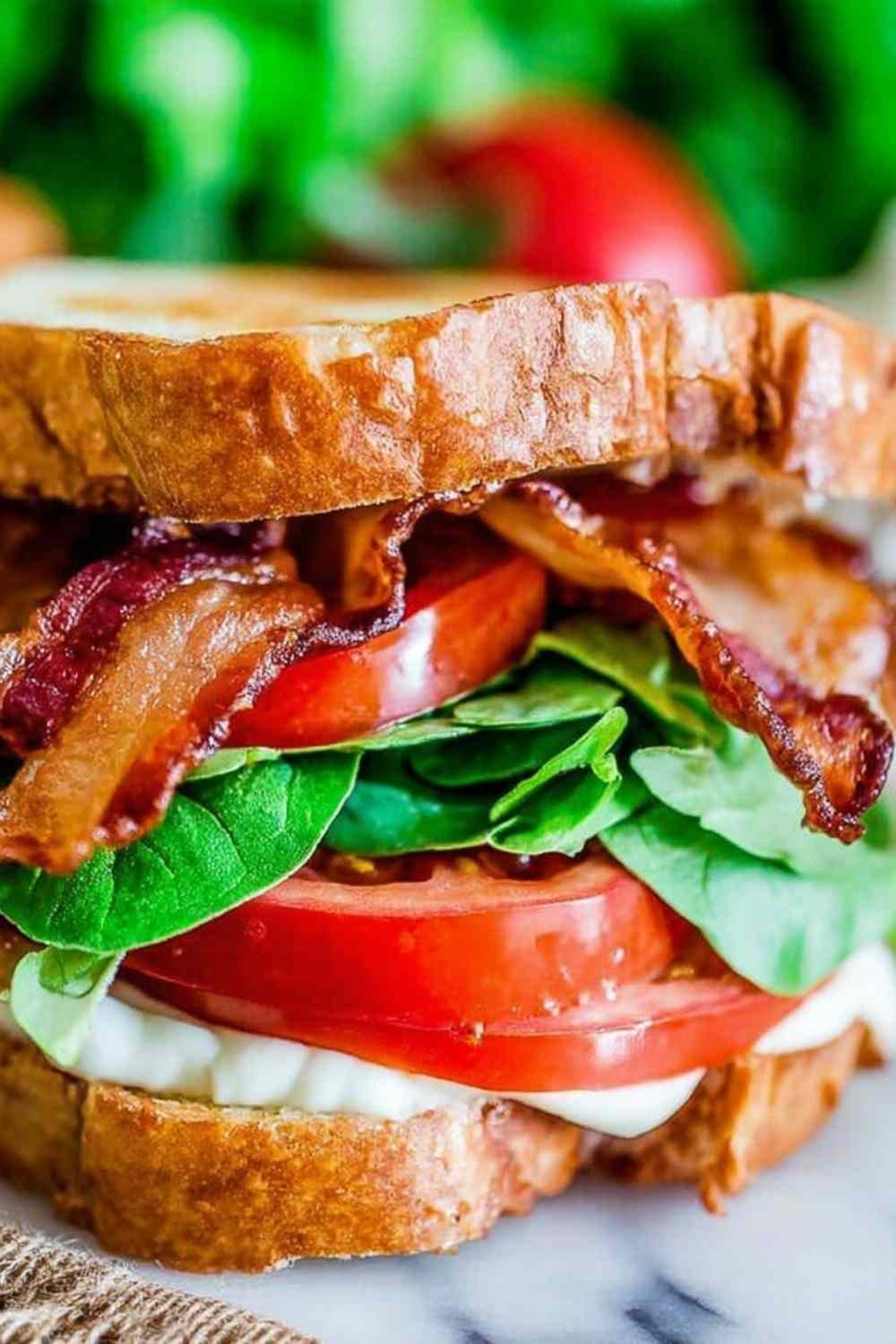 best-blt-sandwich-recipe-crispy-bacon-avocado