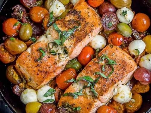 pan-seared-salmon-cherry-tomatoes-mozzarella-skillet