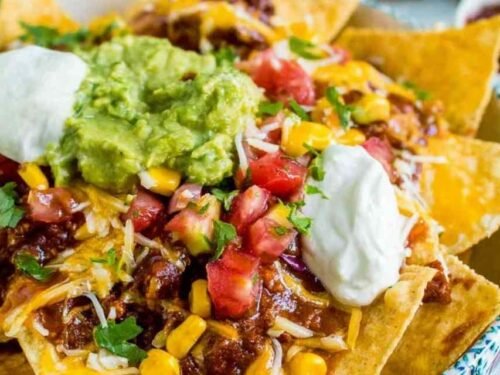 chili-nachos-loaded-bowl-queso-guacamole